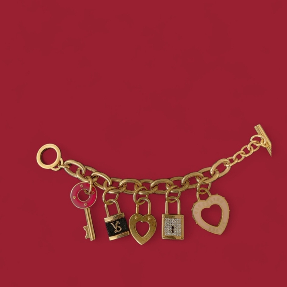 VICTORIA SECRET Gold Charm Bracelet with Heart and Lock Charms